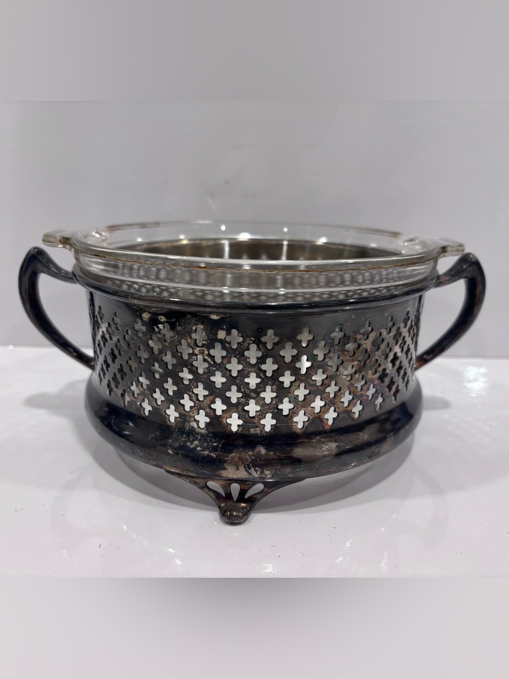 Vintage Pyrex Glass Casserole Dish with Silverplate Serving Cradle